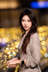 尼康24-120夜景拍人像虚化好吗_尼康24-120mm夜景人像镜头，虚化稳定又锐利