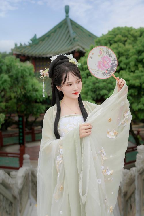 汉服人像拍摄技巧室内_光影色彩，氛围层次感营造