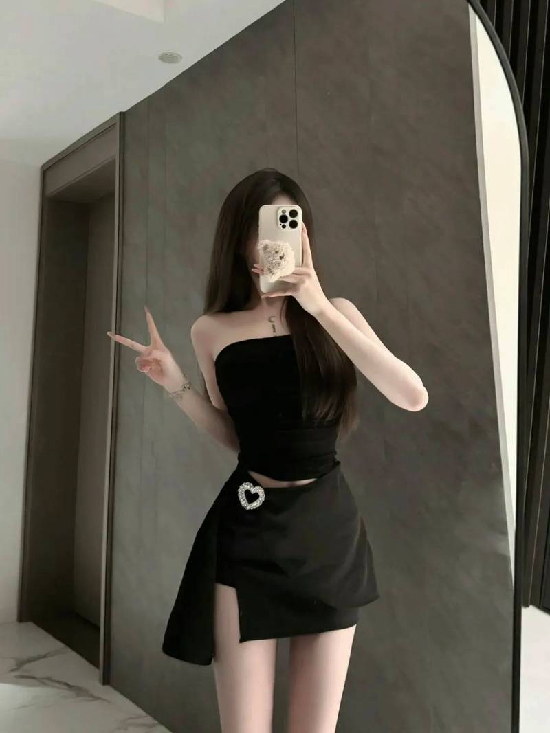 对着镜子拍照怎么拍好看_姿势光线角度全攻略