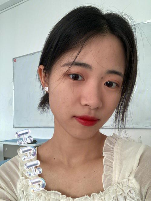 轻颜相机拍照差别大吗_预览拍摄效果不同？