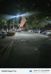晚上拍照片清晰吗_三脚架+慢门+光圈平衡