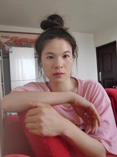 30岁一般女生没有美颜照片_30+女性独特成熟美，宋茜刘涛等真实自然，美丽不止一种标准