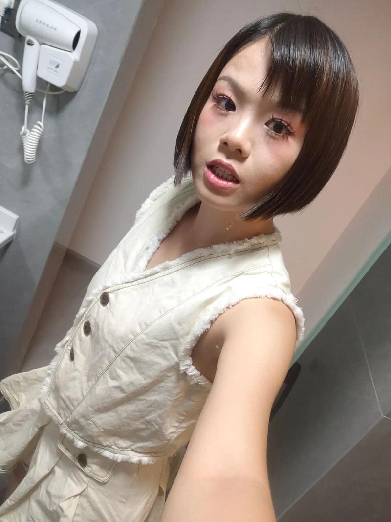 30岁一般女生没有美颜照片_30+女性独特成熟美，宋茜刘涛等真实自然，美丽不止一种标准