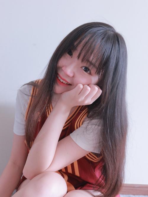 女生人像照片无美颜_不加修饰的街拍美，真实自然最动人