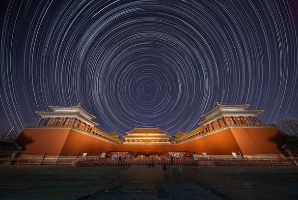拍摄星轨时星痕等级怎么设置_高ISO长曝光与调参