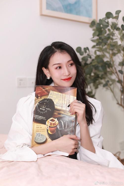 佐糖美图秀秀醒图哪个好用_佐糖AI抠图快，美图秀秀精修强，醒图调色专