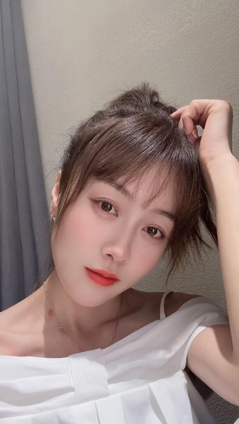 抖音可以图片美颜吗_抖音美颜利弊大，剪映更便捷，直播新规提真实，网红美颜引思考