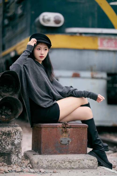 人像摄影摆姿全集图片_手眼身情，照片更有氛围感