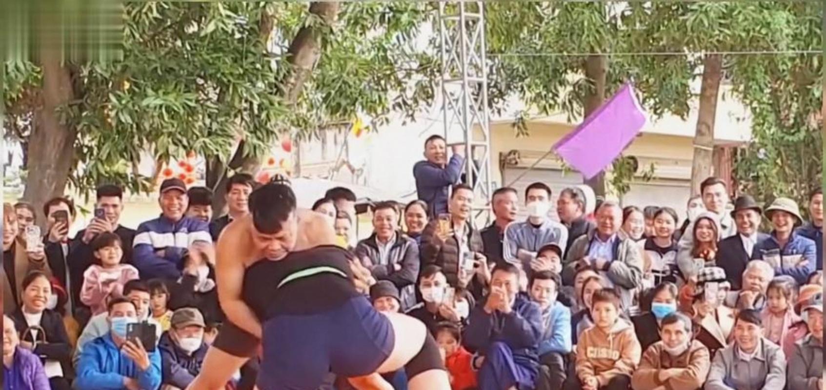 咸猪手摄影师模特_孕妇摄影棚遭猥亵 警方介入工作室赔偿
