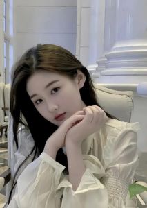 醒图能不能只单独给一个人美白_醒图精准美白，手动框选，适度调整显自然