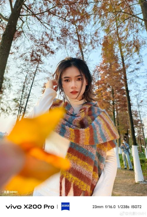 拍人像美颜调多少比较自然_自然效果调整小技巧