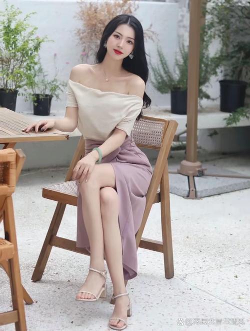 桌边坐着拍照姿势大全_简单姿势大不同 桌边坐着拍照姿势大全_简单姿势大不同