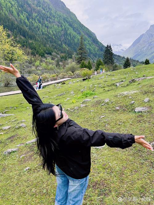 旅行姿势拍照合集_自然流露，捕捉瞬间与心情