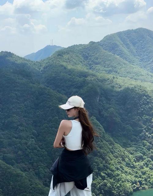 旅游人像照片怎么拍_人物景色融合全攻略 旅游人像照片怎么拍_人物景色融合全攻略