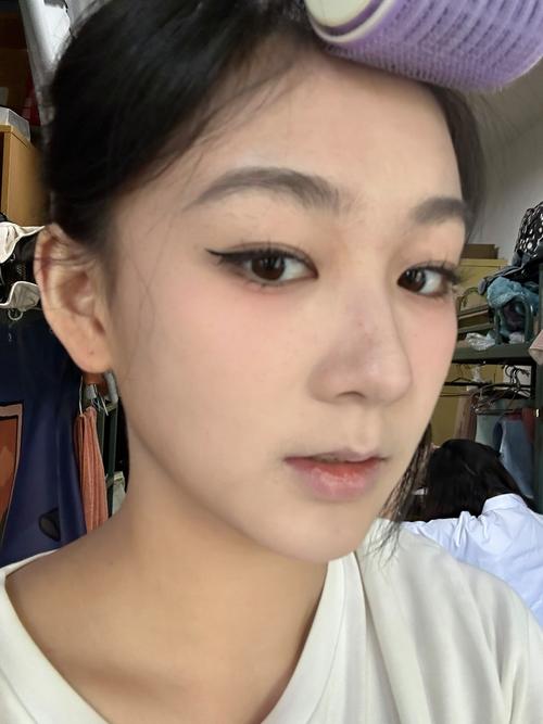 真人像无美颜日常图片_高圆圆素颜美，明星卸妆不完美