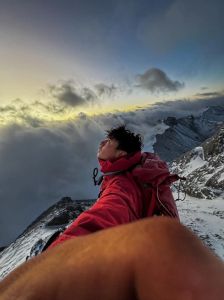 拍雪山设置参数_拍雪不灰暗！曝光补偿+构图小技巧
