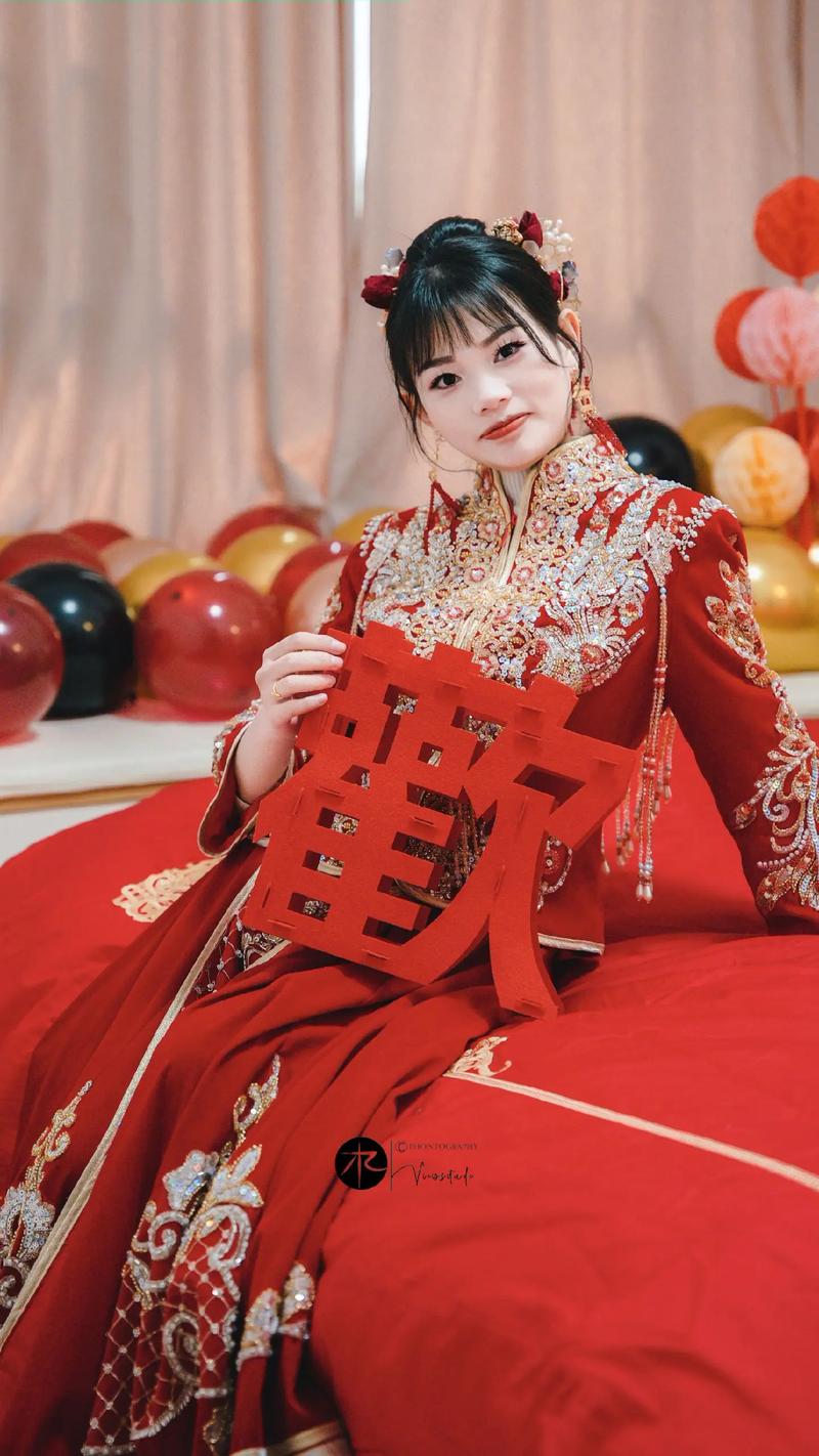 新娘子婚纱照摄影师_新娘完美配合后的疲惫，谁懂？