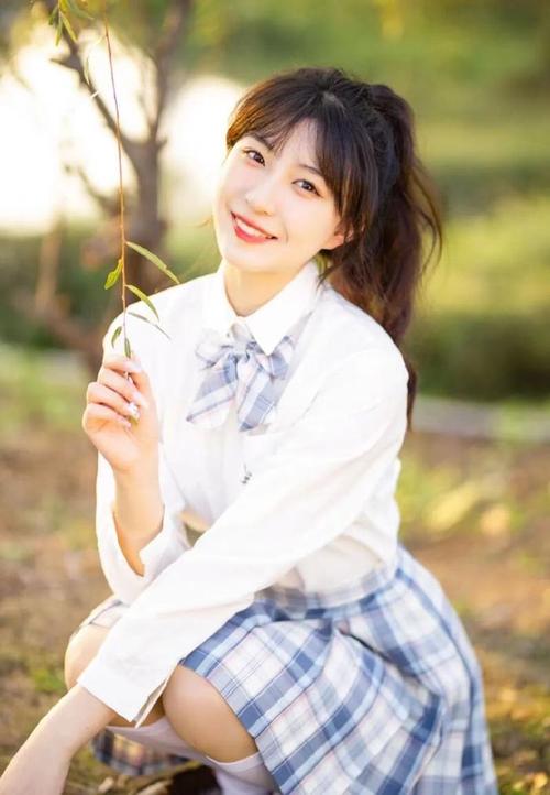 长得一般拍照好看_普通女孩拍照好看靠什么？骨相+妆容+自信