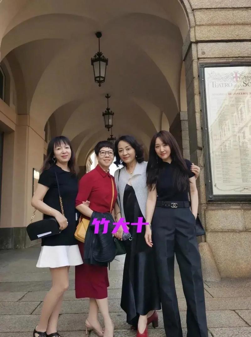 照片所有人一起美颜_记录生活还是追求完美? 照片所有人一起美颜_记录生活还是追求完美?