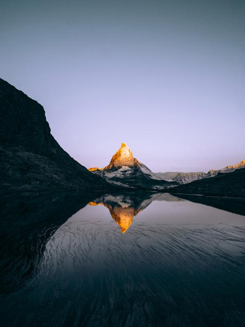 拍风景照片怎么拍出高级感_广角构图拍出高级风景大片