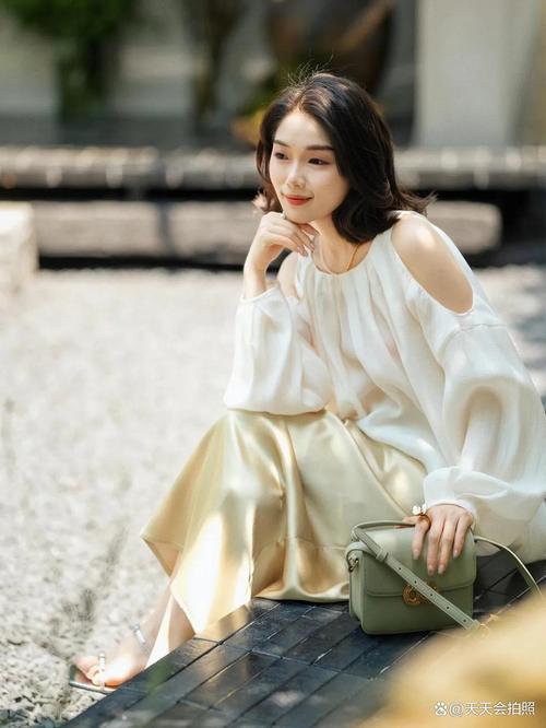 怎么把衣服拍照拍好看_拍出有故事感的衣服照