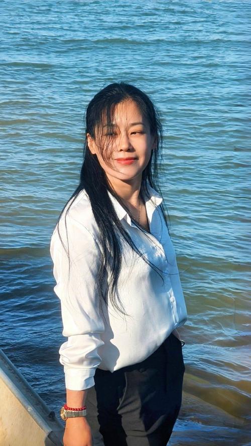 人像摄影写真技巧_多灯拍出立体感,副灯补光调光影 人像摄影写真技巧_多灯拍出立体感,副灯补光调光影